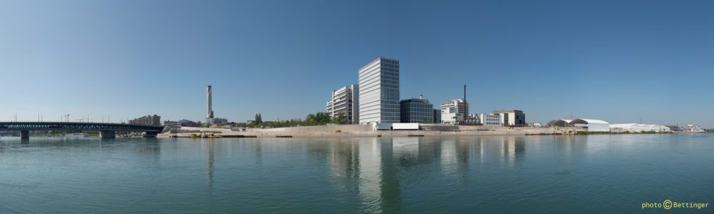 Bord du Rhin en construction, Novartis, Bâle 2015